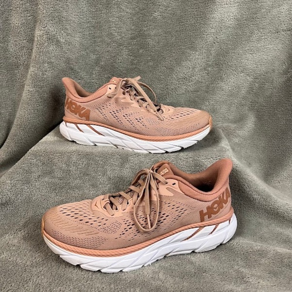 Hoka One One Clifton 7 Running Shoes Womens 9 Dusty Pink Performance Athletic